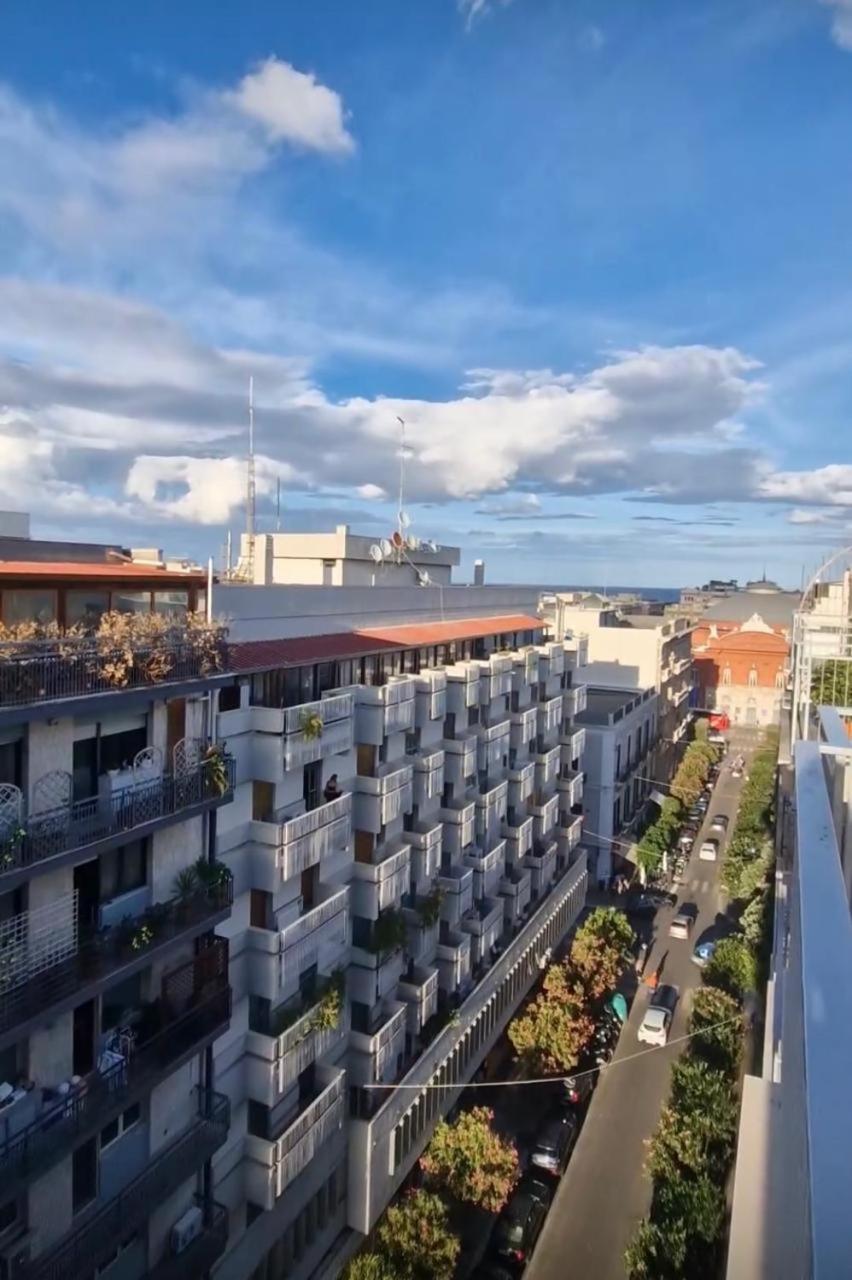 Attico Reale - In Centro, Tra Stazione E Bari Vecchia Apartment Bagian luar foto